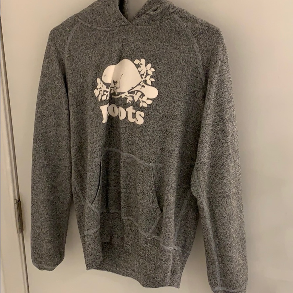 Roots sweater